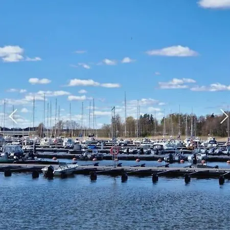 Apartment Modern And Cozy Nearby Metro Station Espoo