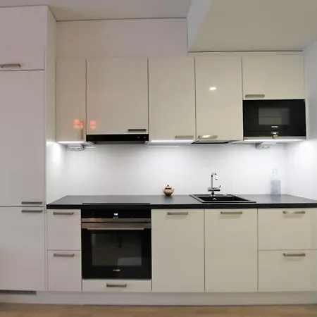 Modern And Cozy Nearby Metro Station